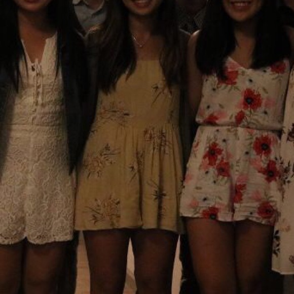 Yellow floral Kimchi Blue romper urban outfitters - Picture 4 of 7